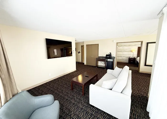 Ramada Plaza By Wyndham Niagara Falls