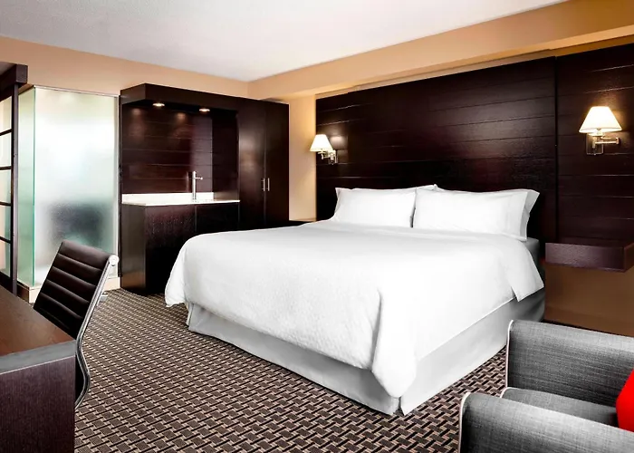 Four Points By Sheraton Mississauga Meadowvale